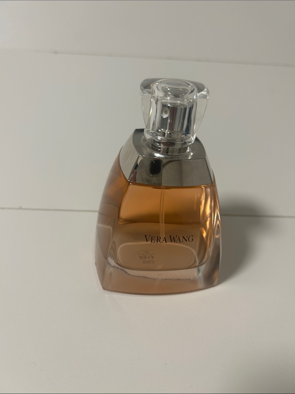 Vera wang perfume sprays3.4 oz classic white floral soft elegant